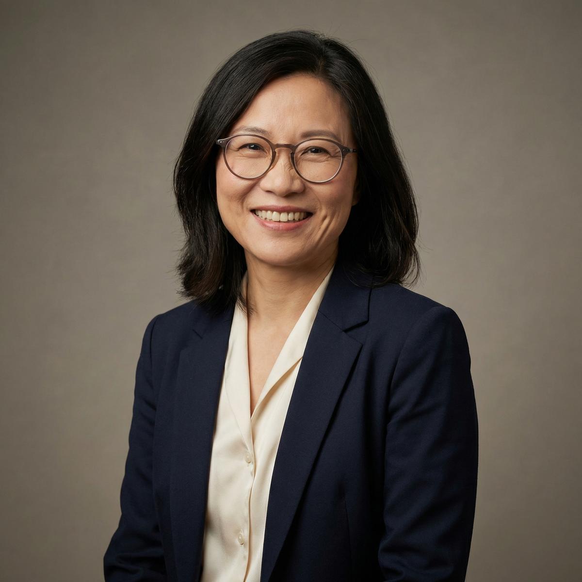 萝莉岛社区顾问周婉清